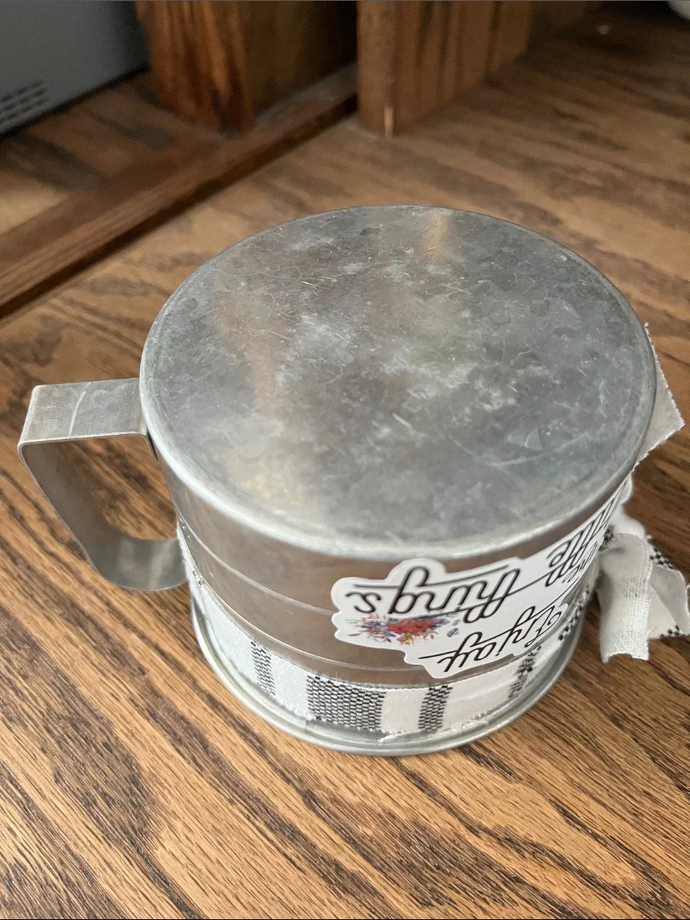 Farmhouse Metal Measuring Cup Tier Tray Decor